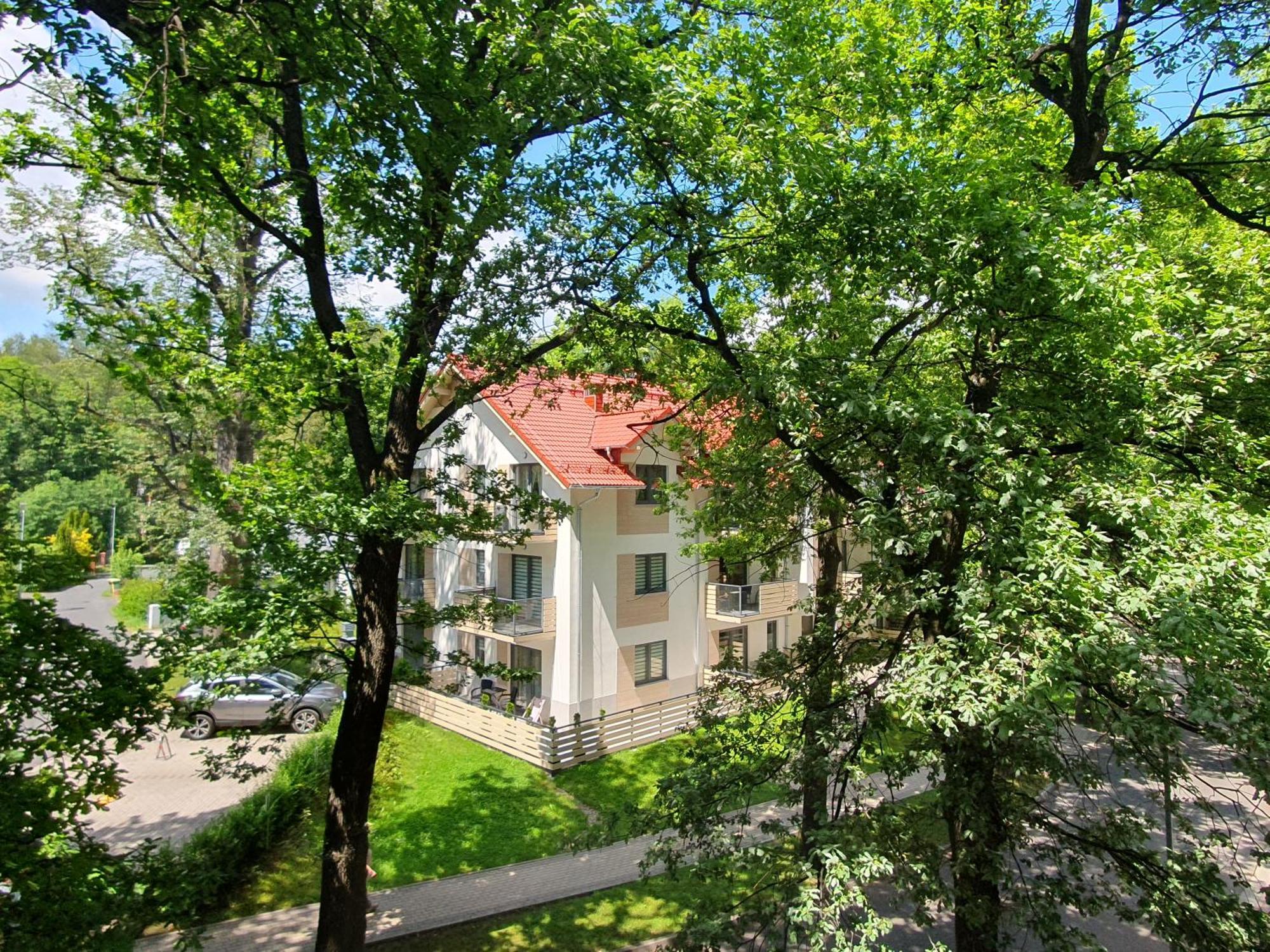 Apartamenty Sun&Fun Rezydencja Pod Debami Nad Lomnica 1B I 2B- Blisko Centrum I Sklepow W Otoczeniu Zieleni Карпач Экстерьер фото